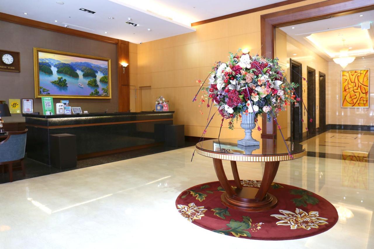 Fushin Hotel - Đài Nam Ngoại thất bức ảnh