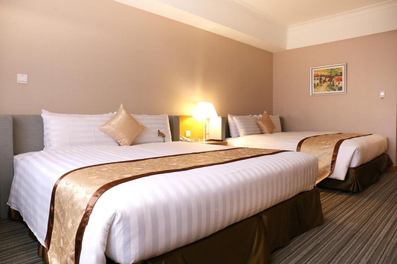 Fushin Hotel - Đài Nam Ngoại thất bức ảnh
