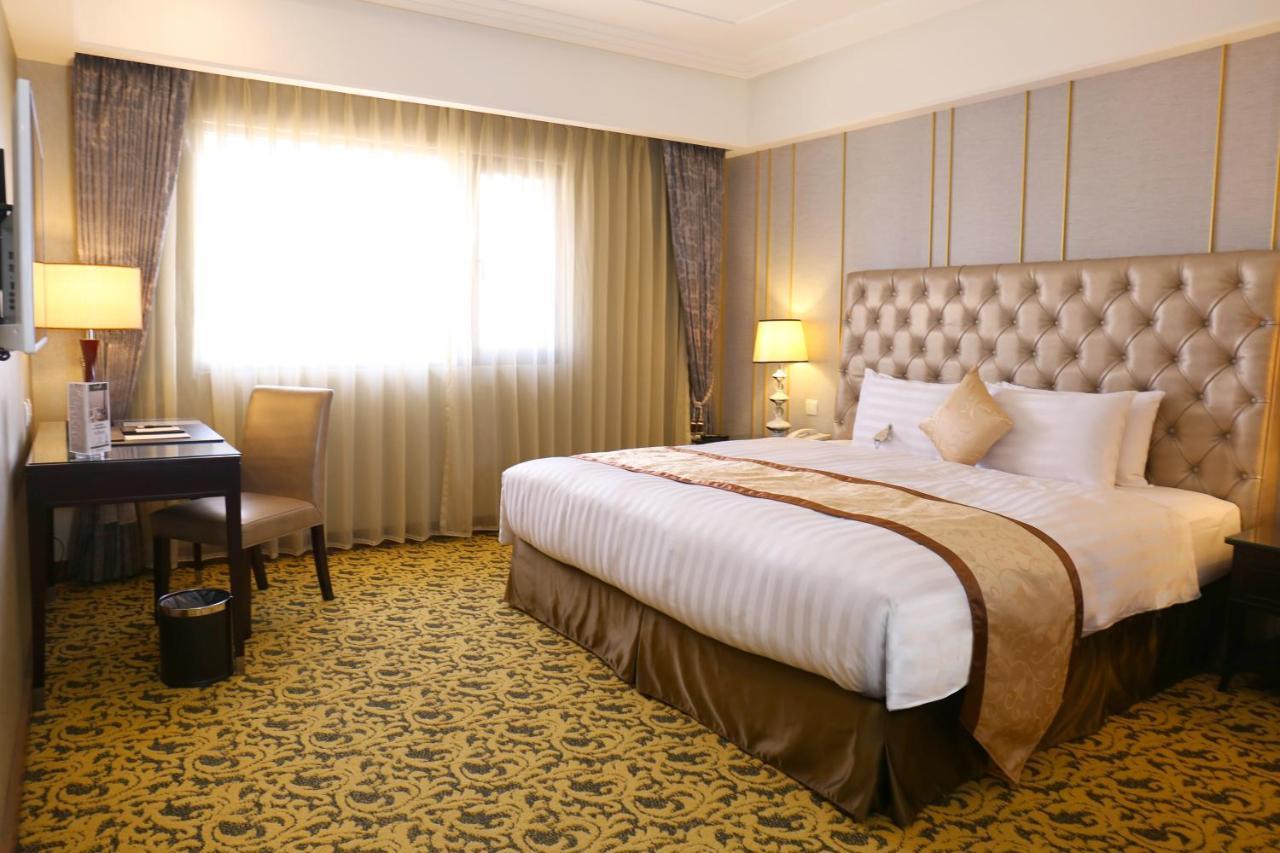 Fushin Hotel - Đài Nam Ngoại thất bức ảnh