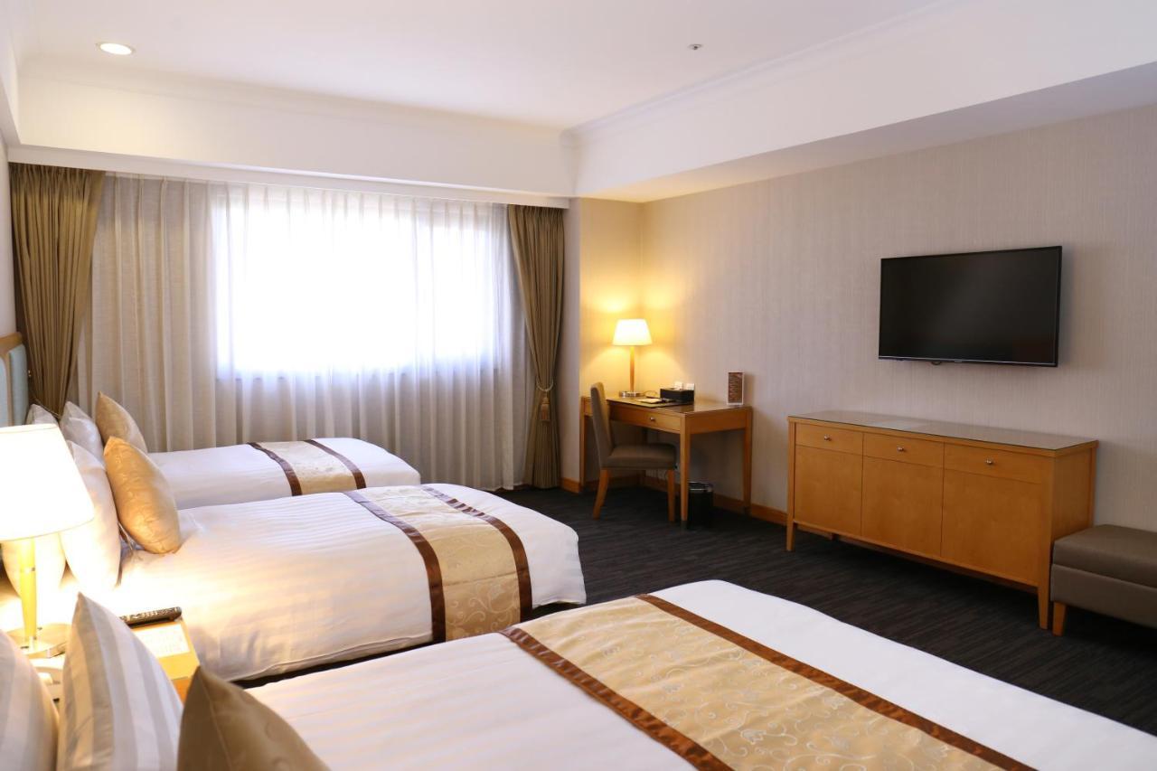 Fushin Hotel - Đài Nam Ngoại thất bức ảnh
