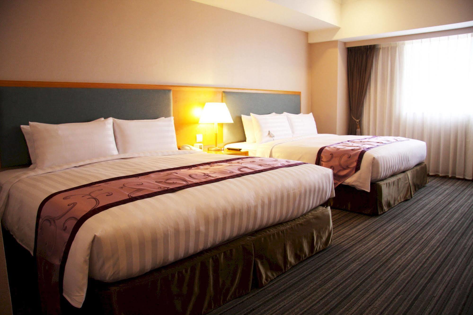 Fushin Hotel - Đài Nam Ngoại thất bức ảnh
